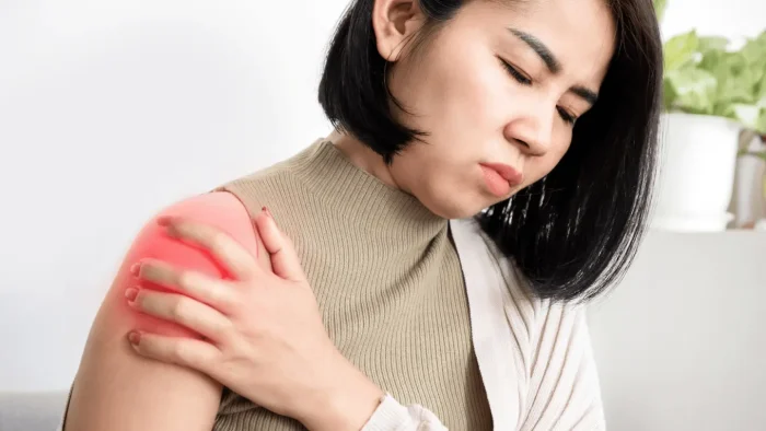 Causes of Woman Pain in Left Shoulder and Neck Everyday e1758014392704
