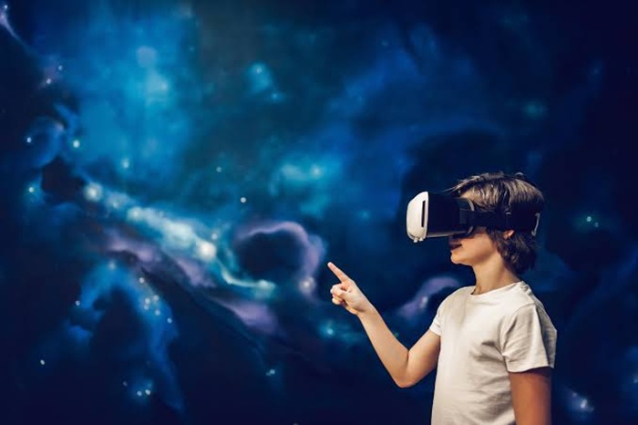 Family Friendly Virtual Adventures Supporting Shared Immersive VR Experience Moments Together Family Friendly Virtual Adventures Supporting Shared Immersive VR Experience Moments Together